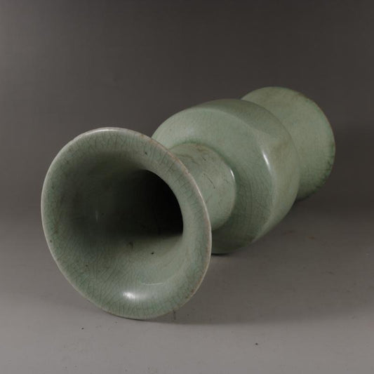 Exquisite Song Longquan Kiln Celadon Crackle Vase - Antique Decoration for Collection