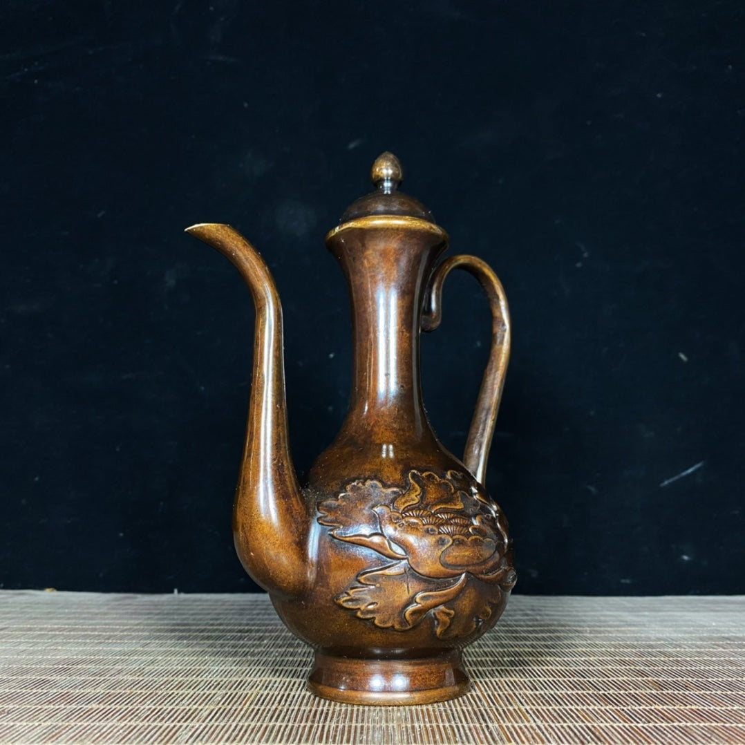 Handcrafted Pure Copper Relief Peony Wine Jug – Antique Asian Decorative Piece – Personalized Desktop Ornament – Unique Gift