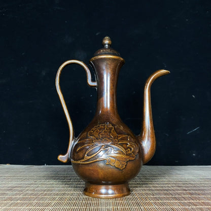 Handcrafted Pure Copper Relief Peony Wine Jug – Antique Asian Decorative Piece – Personalized Desktop Ornament – Unique Gift