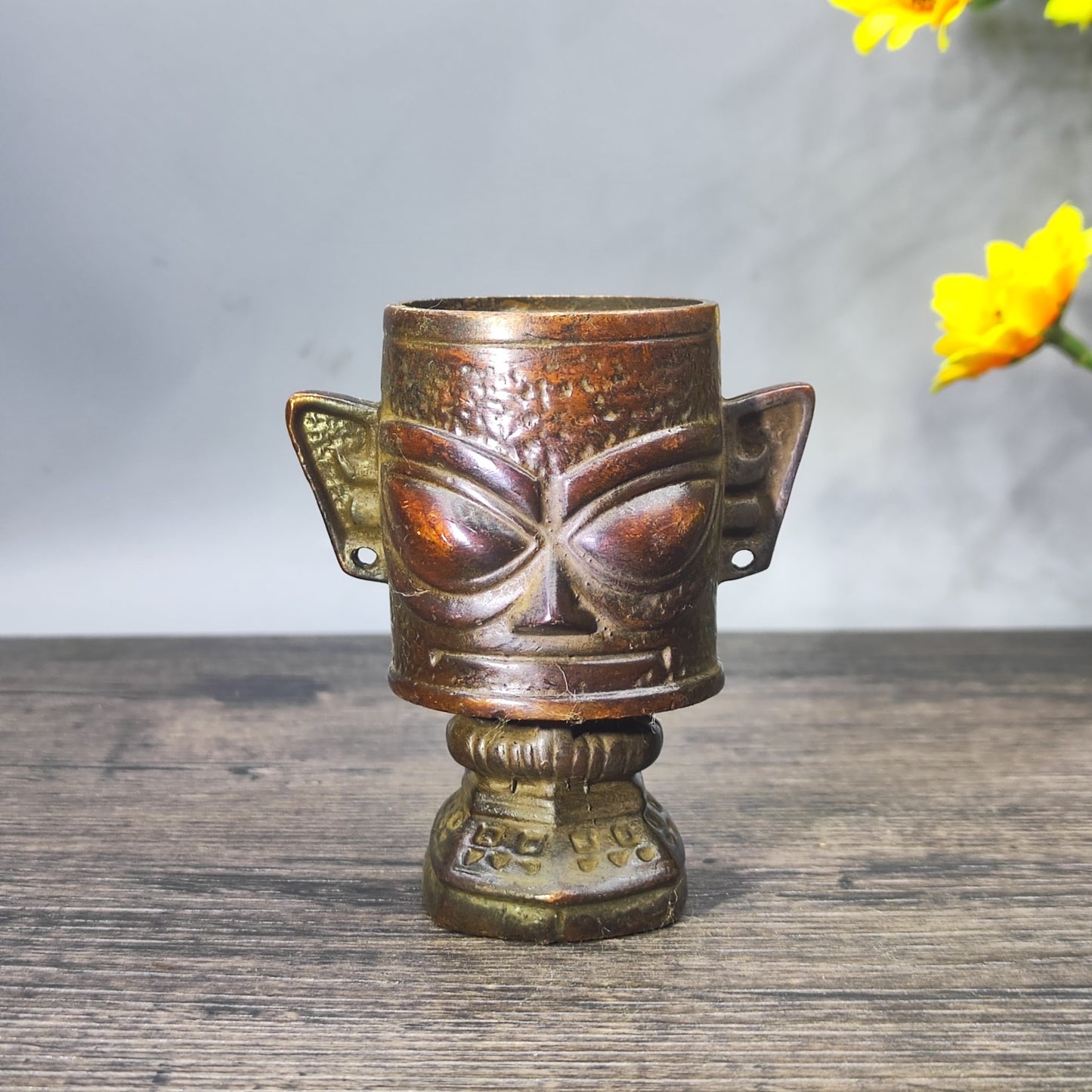 Antique Sanxingdui Mask Sculpture - Unique Desk Decor & Personalized Gift - Asian Antique Decor