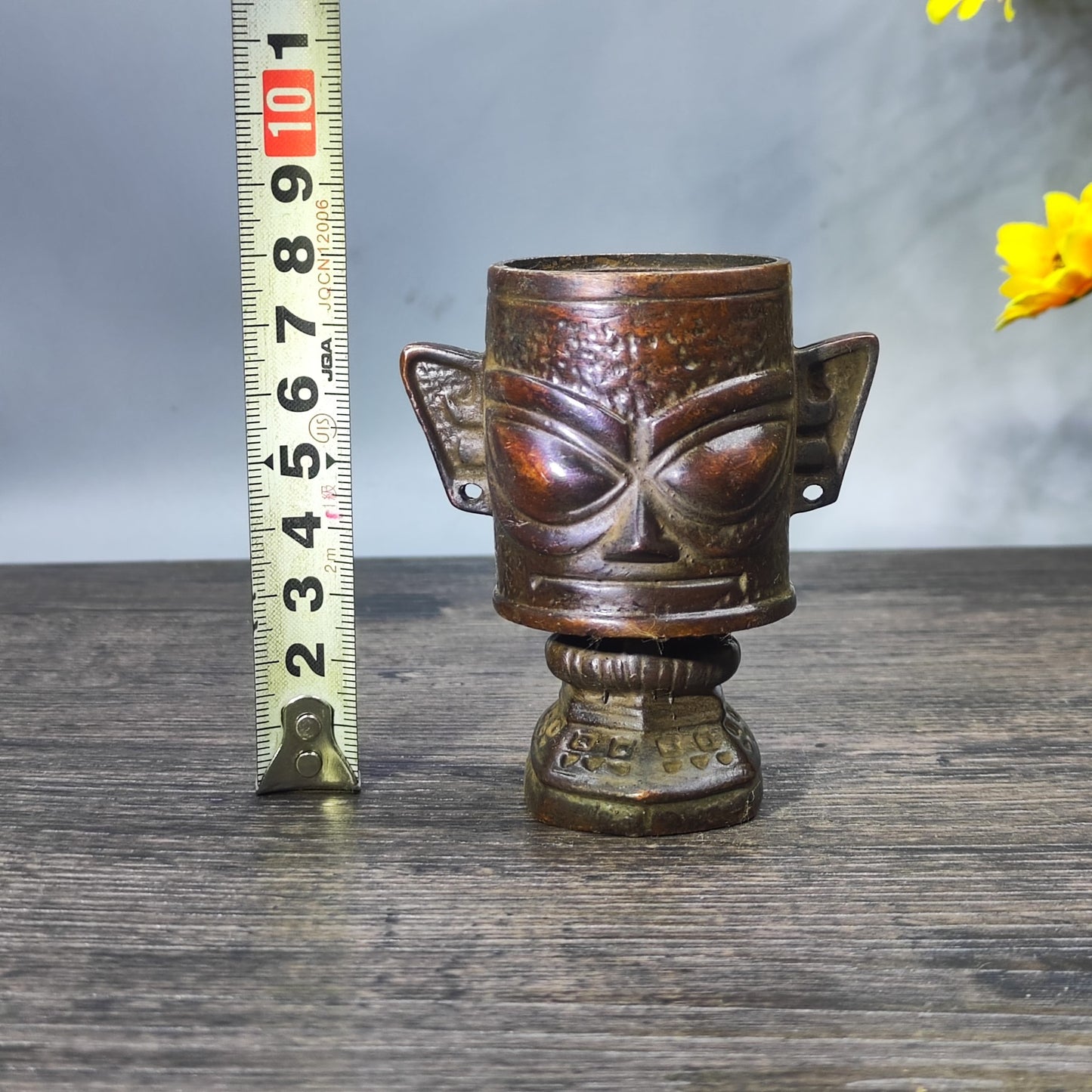 Antique Sanxingdui Mask Sculpture - Unique Desk Decor & Personalized Gift - Asian Antique Decor