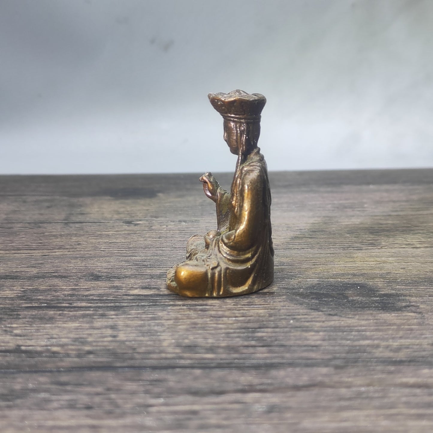 Exquisite Craftsmanship Ksitigarbha Statue - Handcrafted Collectible