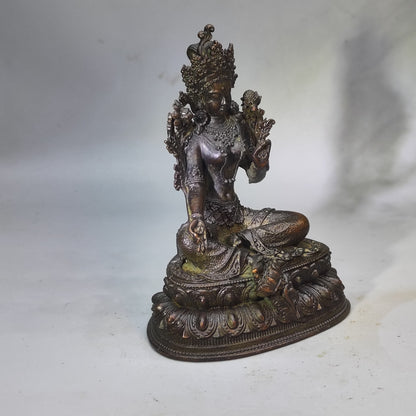 Exquisite Handcrafted Buddha Statue - A Masterpiece for Elegant Home and Office Decor