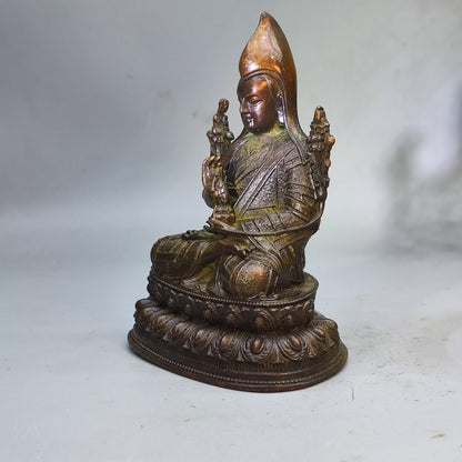 Exquisite Craftsmanship Buddha Statue - Handcrafted, A Masterpiece of Cultural Heritage