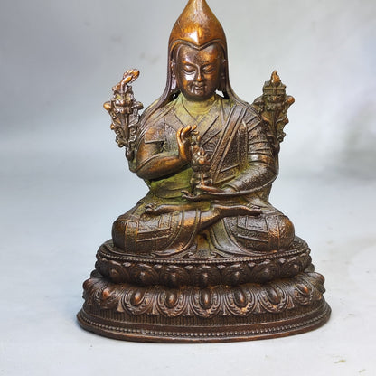 Exquisite Craftsmanship Buddha Statue - Handcrafted, A Masterpiece of Cultural Heritage