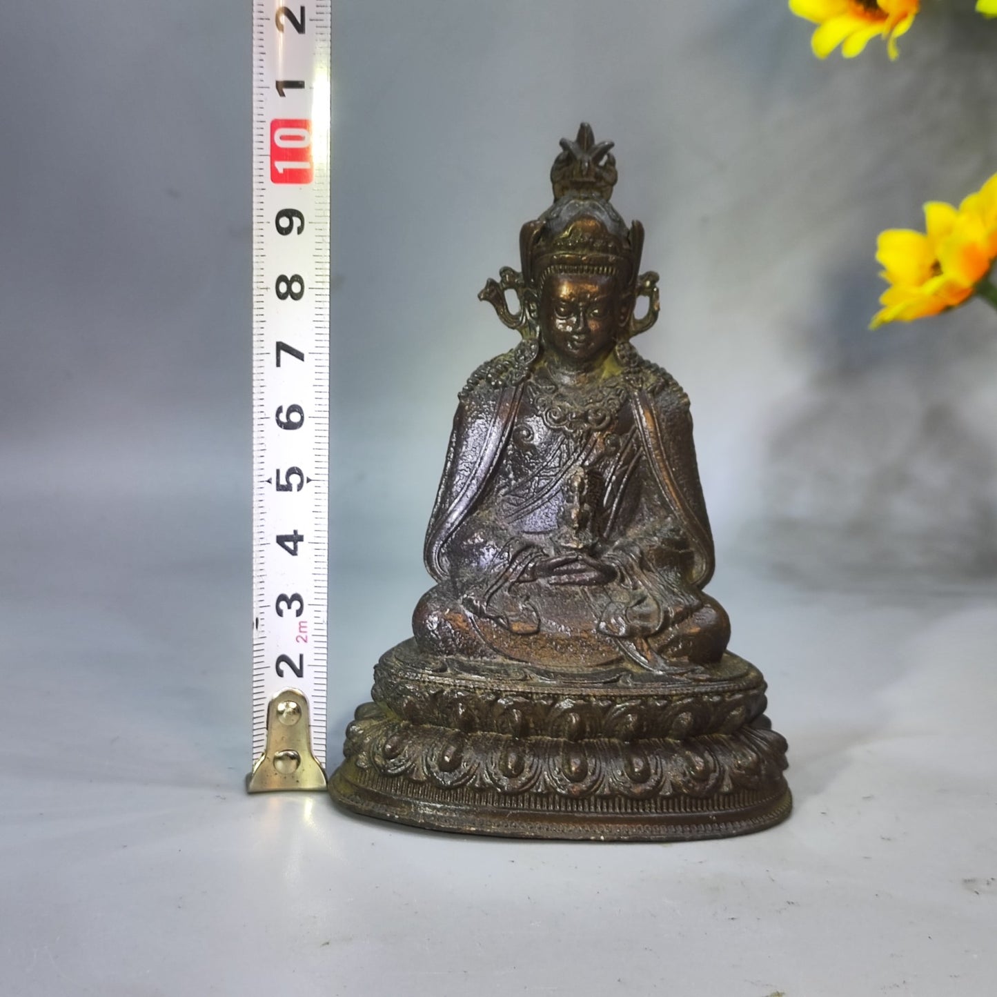 Exquisite Handcrafted Mini Buddha Statue - Elegant Decor & Collectible Treasure