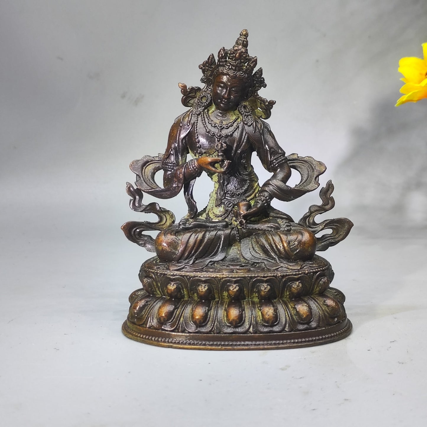 Exquisite Handcrafted Small Buddha Statue - Perfect for Antique Collection & Premium Gifts