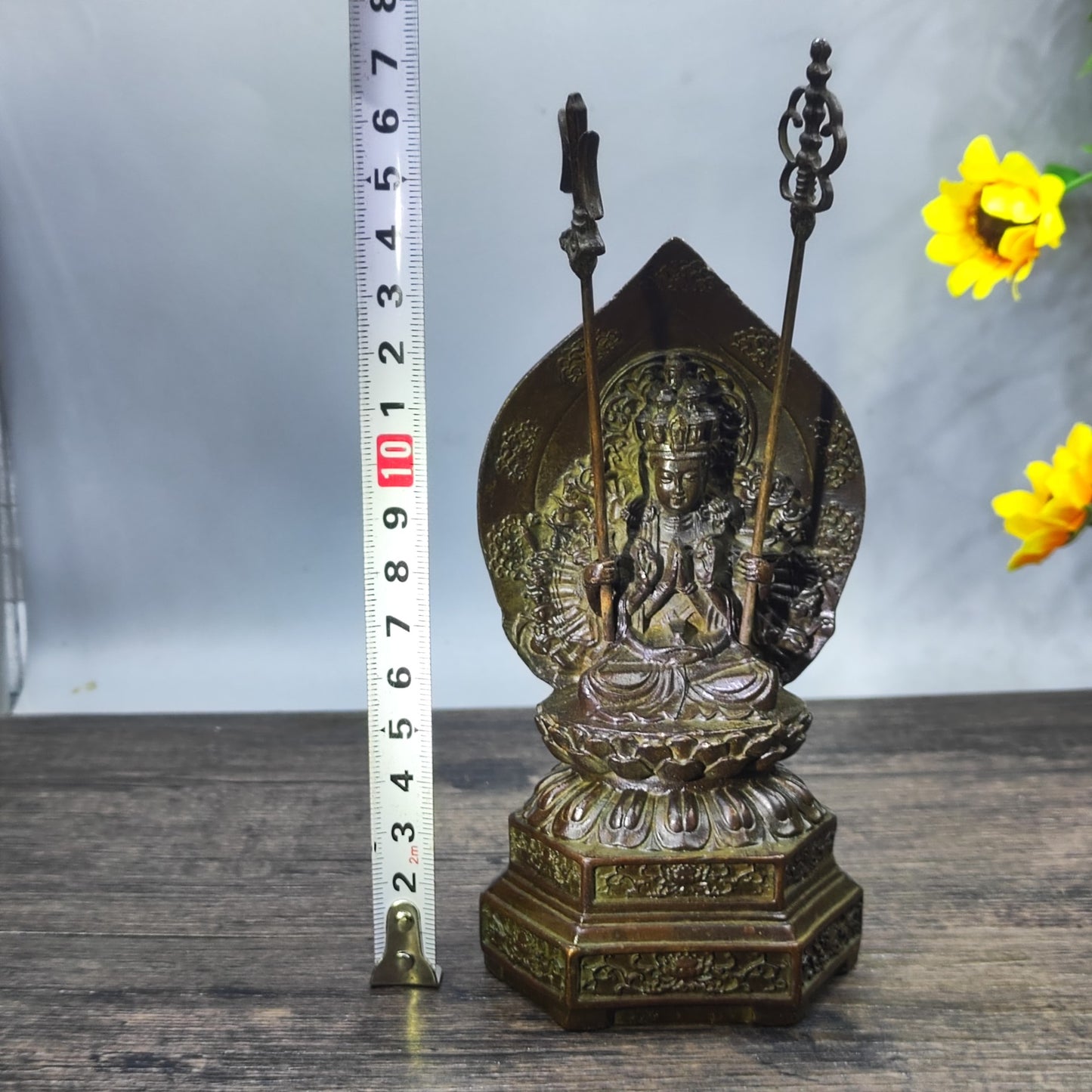 Exquisite Craftsmanship Thousand-Hand Guan Yin Statue - A Masterpiece of Cultural Heritage and Art