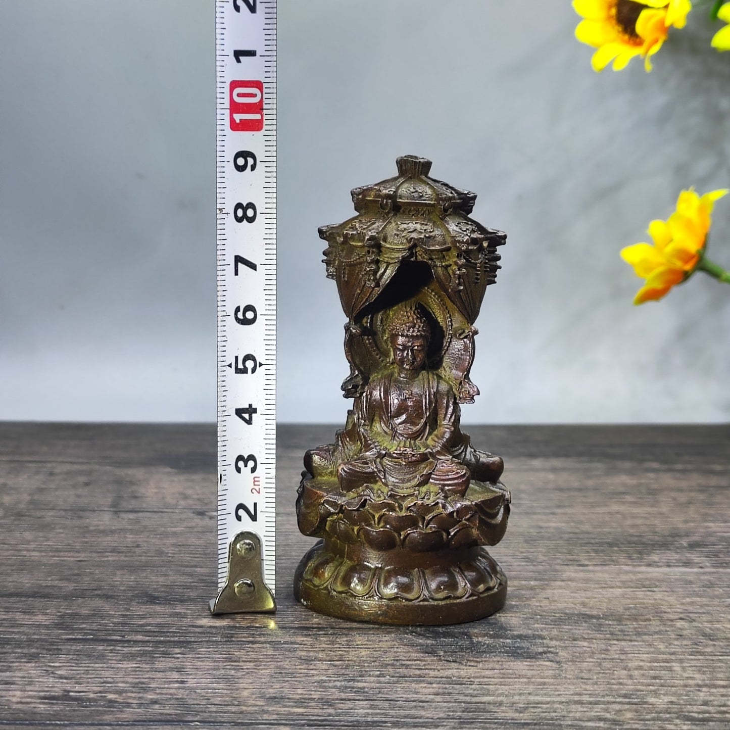 Exquisite Handcrafted Tri-Faced Buddha Statue - Elegant Home & Office Decor, Cultural Collectible