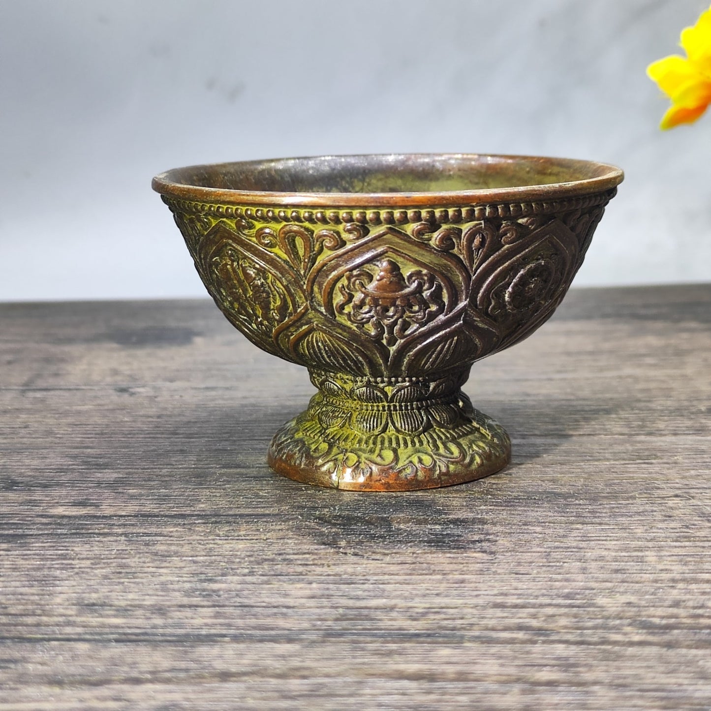 Exquisite Antique Xiao Babao Cup - A Perfect Blend of History and Culture