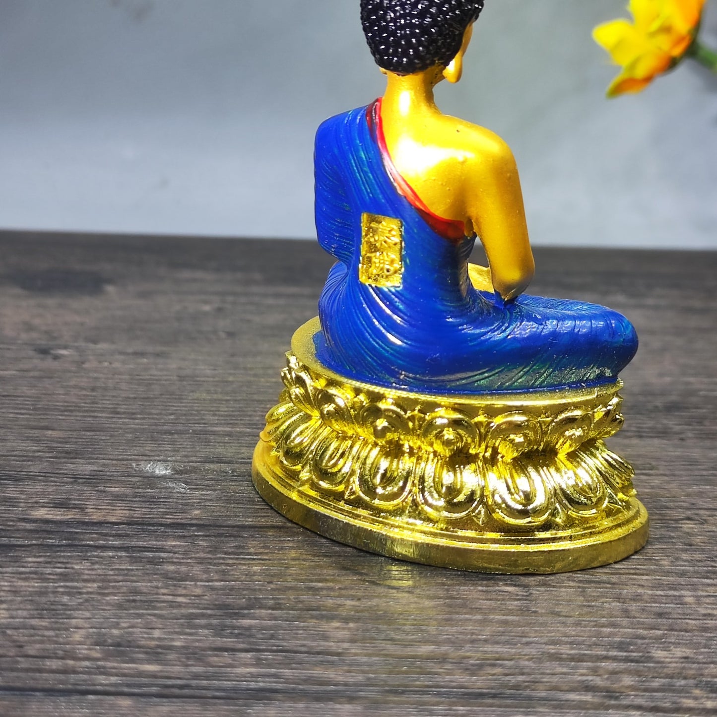 Exquisite Craftsmanship Thai Buddha Statue - Handcrafted Masterpiece with Cultural Heritage