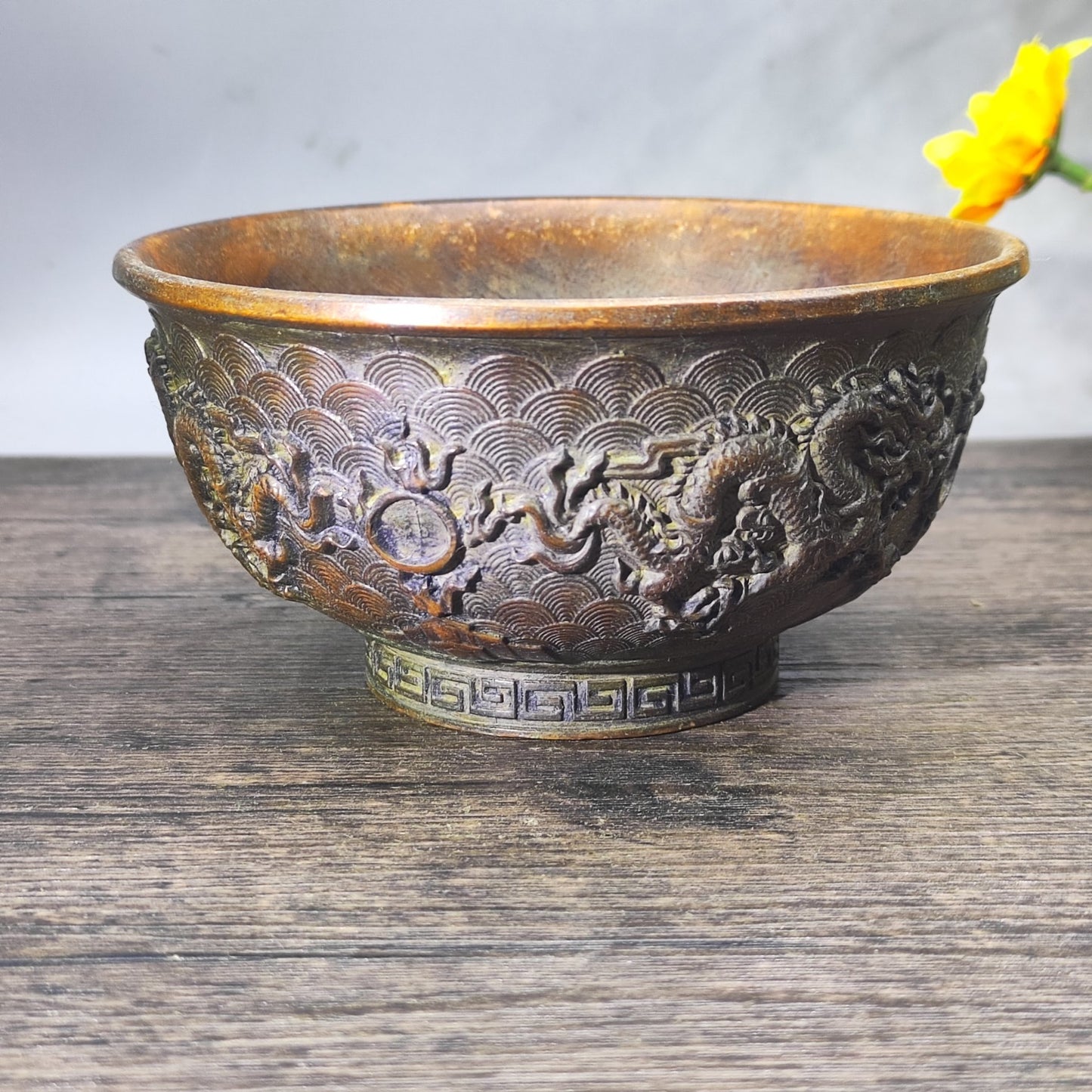 Handcrafted Dragon Engraved Bowl with Rich History - Perfect for Antique Collection and Elegant Decor