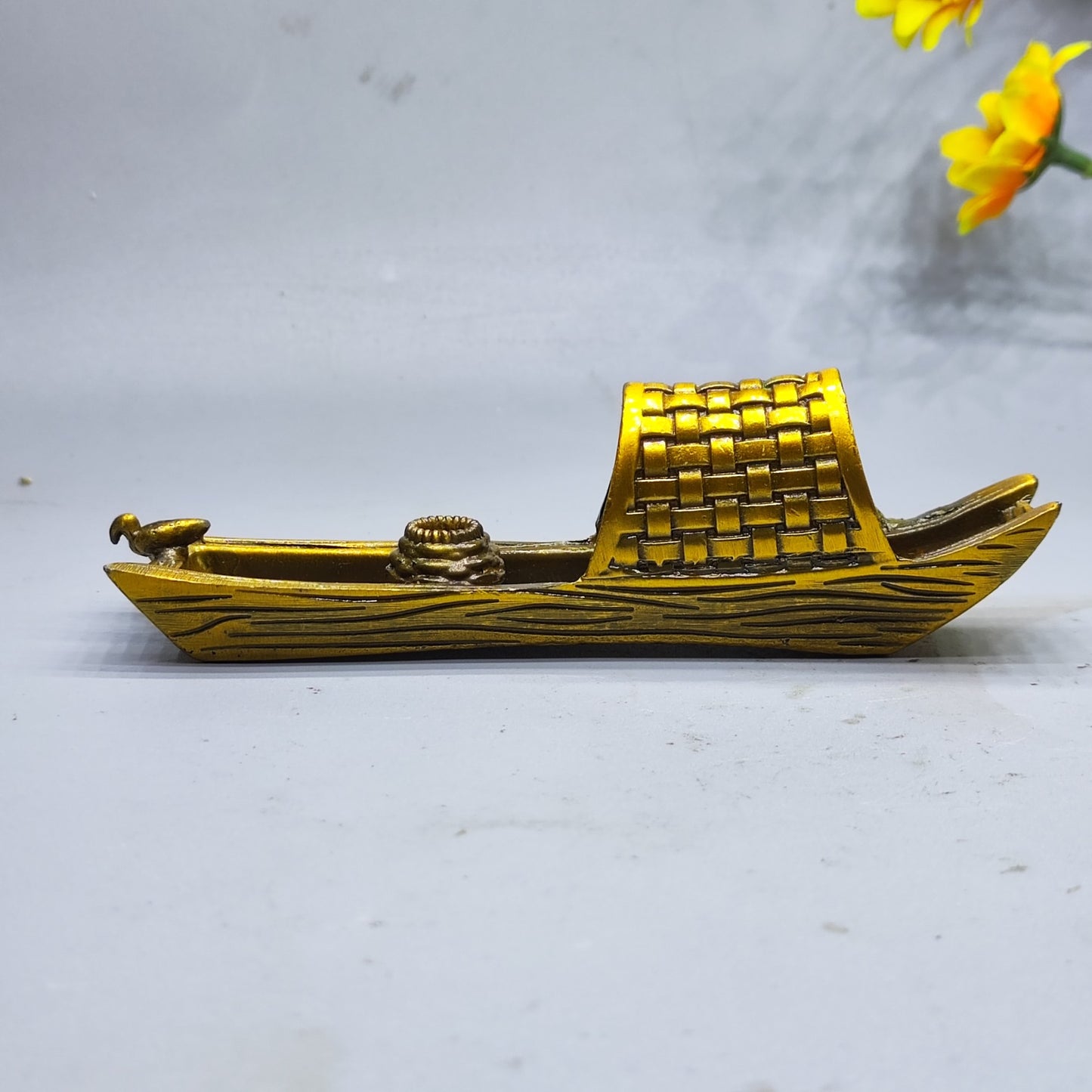 Exquisite Hand-Carved Fishing Boat Incense Holder: A Touch of History and Culture