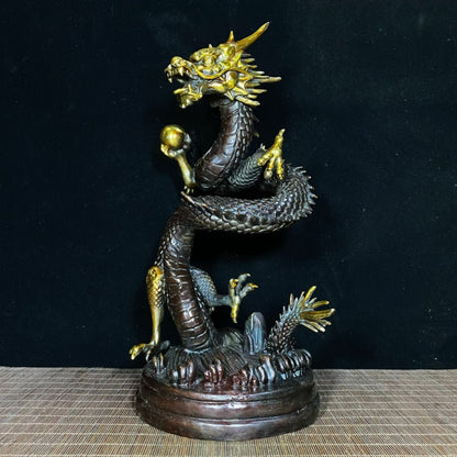 Ancient and Precious Antique Gilded Bronze Dragon Statue - A Masterpiece of History and Craftsmanship