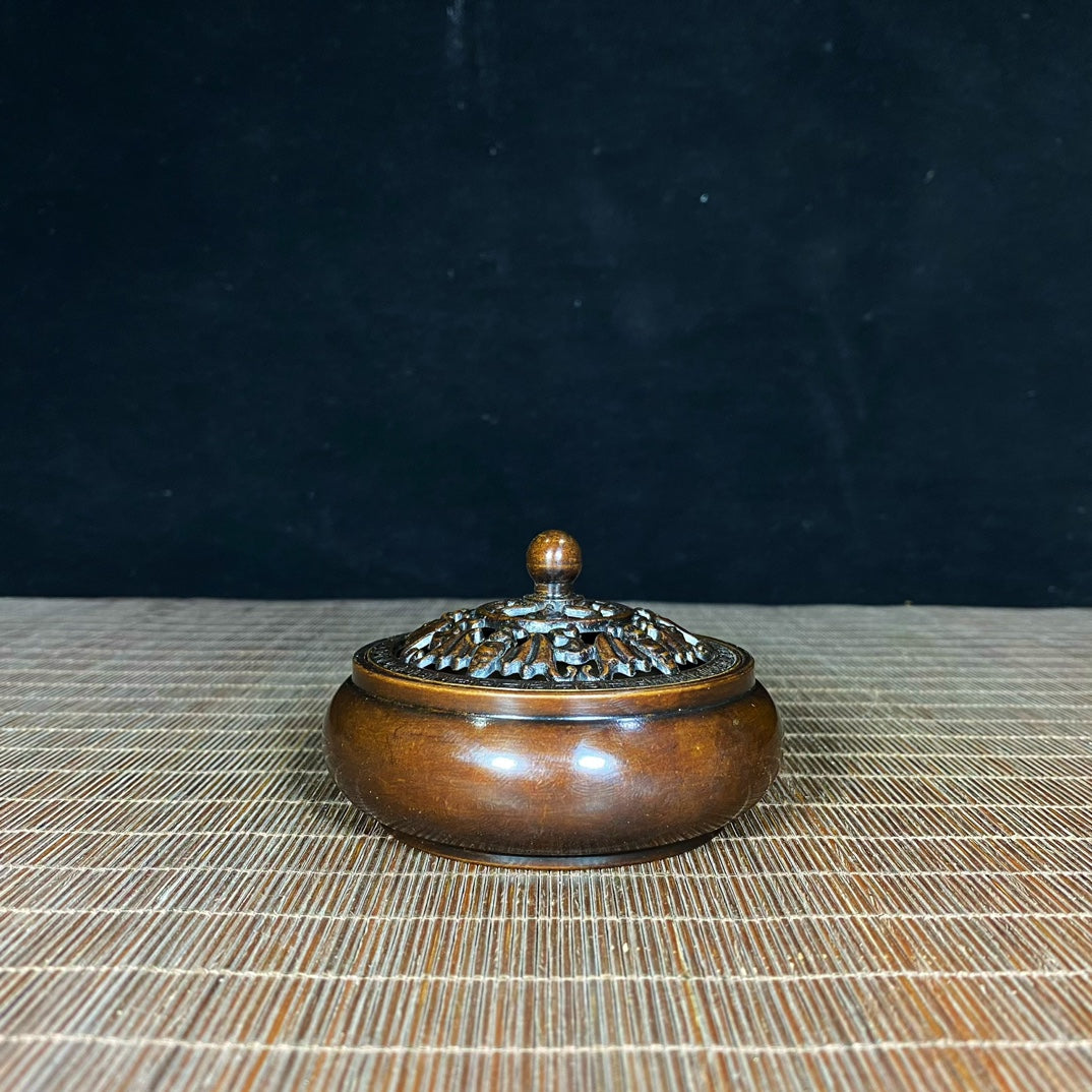 Exquisite Antique Pure Copper Incense Burner - A Perfect Blend of History and Art