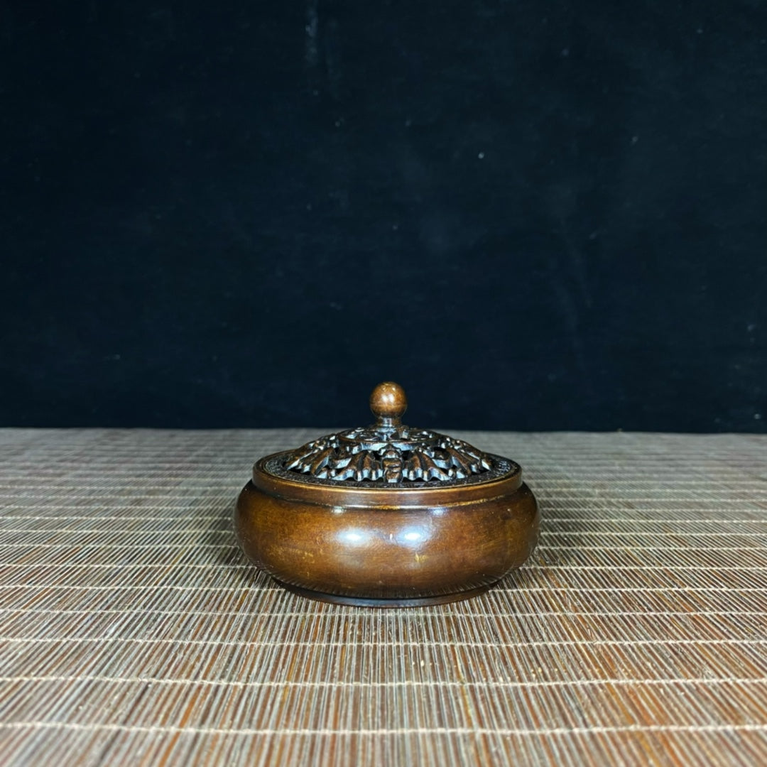 Exquisite Antique Pure Copper Incense Burner - A Perfect Blend of History and Art