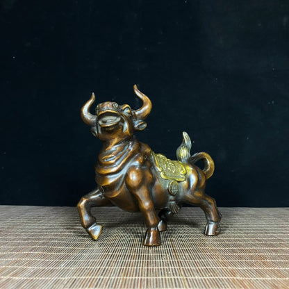 Antique Handcrafted Gilded Copper Bull Statue - Exquisite Artistry & Cultural Heritage