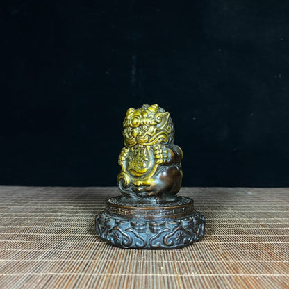 Handcrafted Pure Copper Gilded Pixiu Statue - Symbol of Wealth and Good Luck