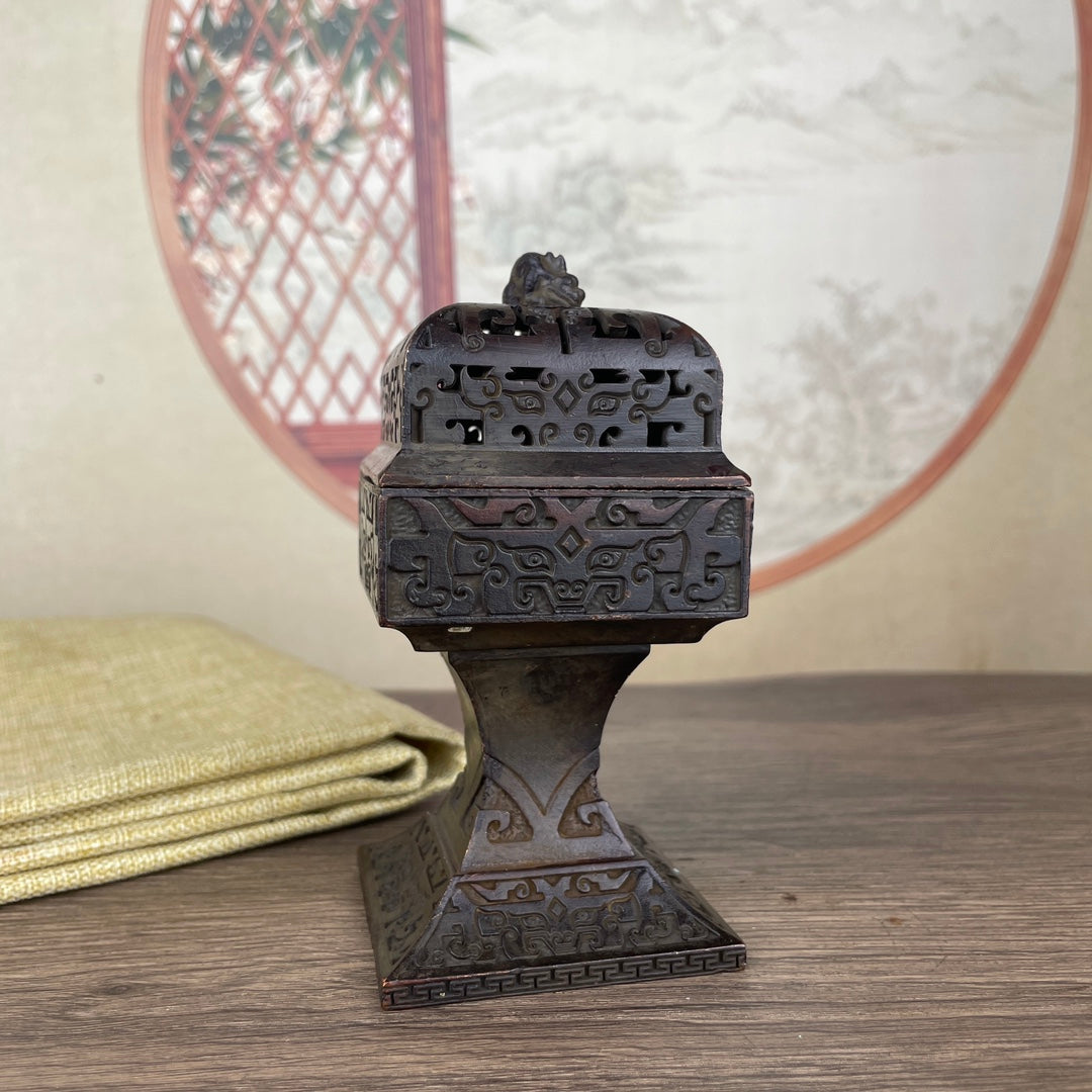 Exquisite Handcrafted Incense Burner - Unique Gift for Antique Collectors & Home Decor Enthusiasts