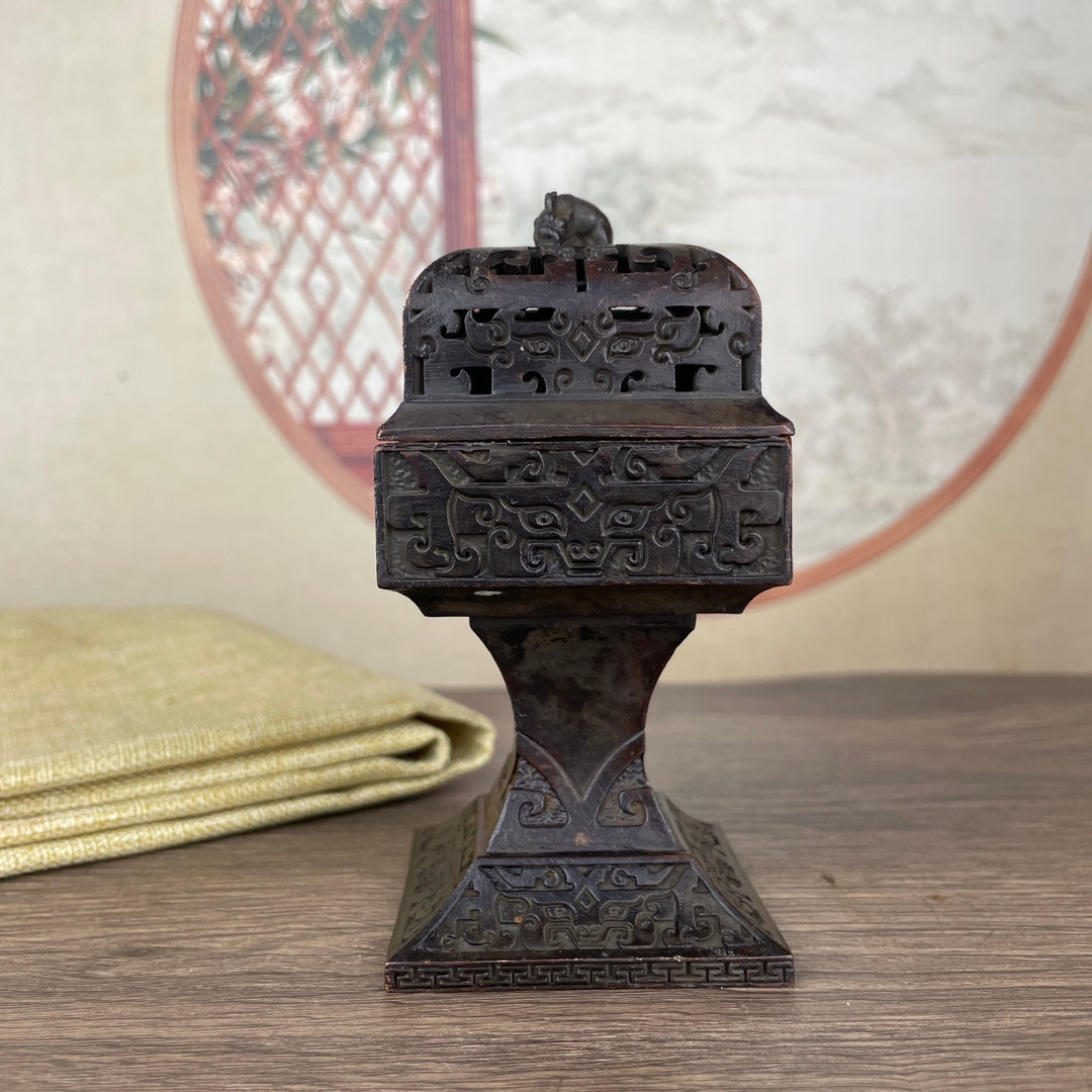 Exquisite Handcrafted Incense Burner - Unique Gift for Antique Collectors & Home Decor Enthusiasts