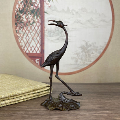 Exquisite Handcrafted Crane Statue - Perfect Gift for Collectors and Decor Enthusiasts