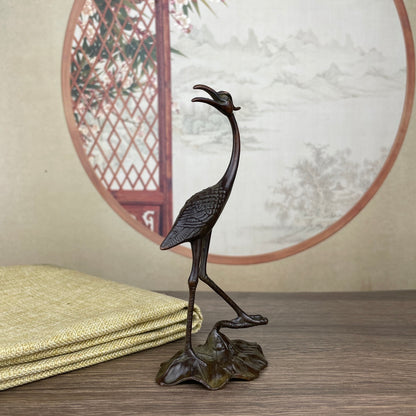 Exquisite Handcrafted Crane Statue - Perfect Gift for Collectors and Decor Enthusiasts