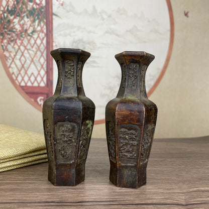 Exquisite Hand-Carved Vase Pair – Rare Artistic Masterpieces