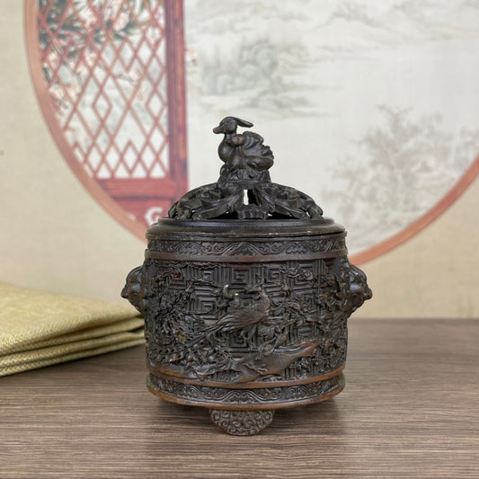 Exquisite Hand-Carved Incense Burner - Unique Gift for Antique Collectors