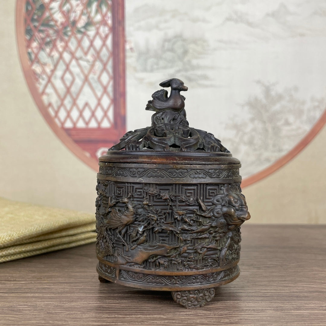 Exquisite Hand-Carved Incense Burner - Unique Gift for Antique Collectors