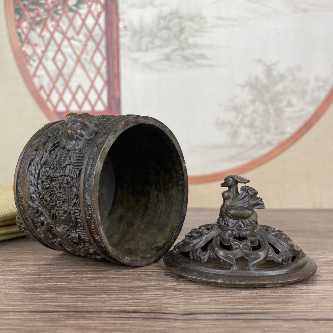 Exquisite Hand-Carved Incense Burner - Unique Gift for Antique Collectors