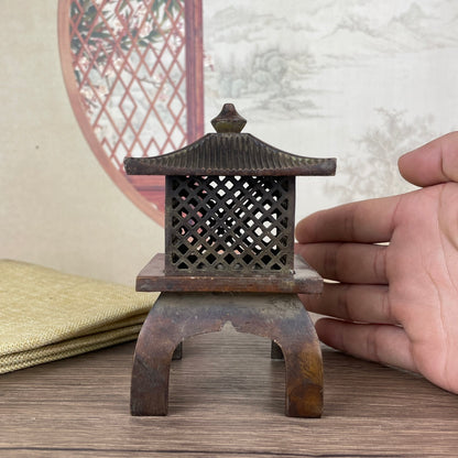 Exquisite Handcrafted Palace Lantern Incense Burner - A Unique Gift for Antique Collectors and Home Decor Enthusiasts