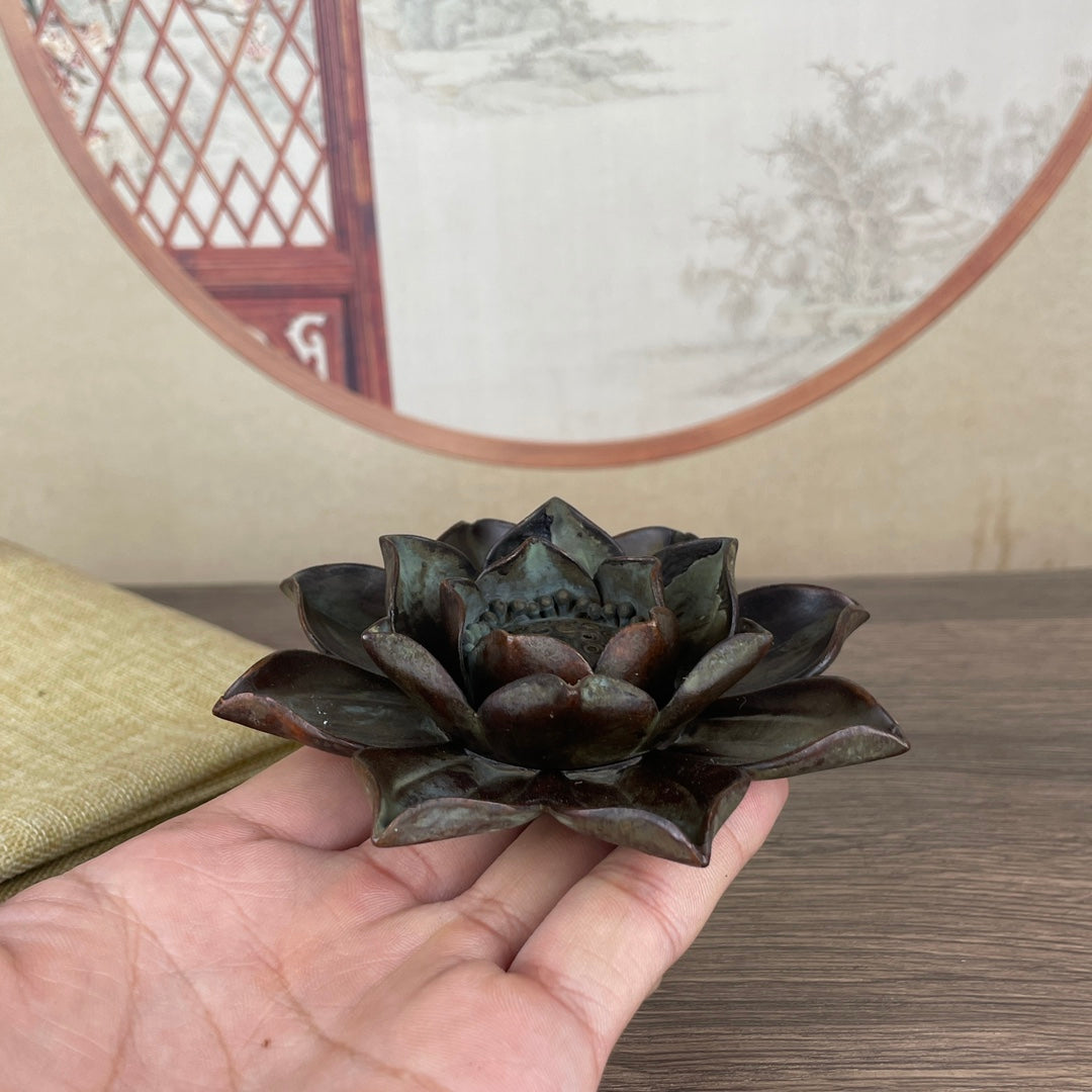 Handcrafted Floral Backflow Incense Burner - Exquisite Craftsmanship, Unique Gift, Rare Collectible