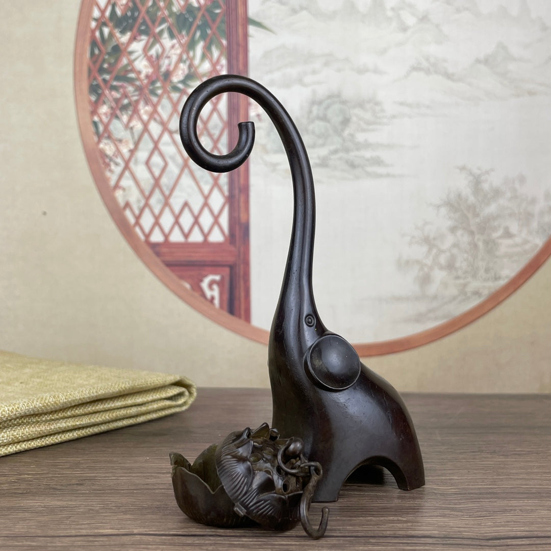 Exquisite Elephant Sculpture Incense Burner - Handcrafted Desktop Decor