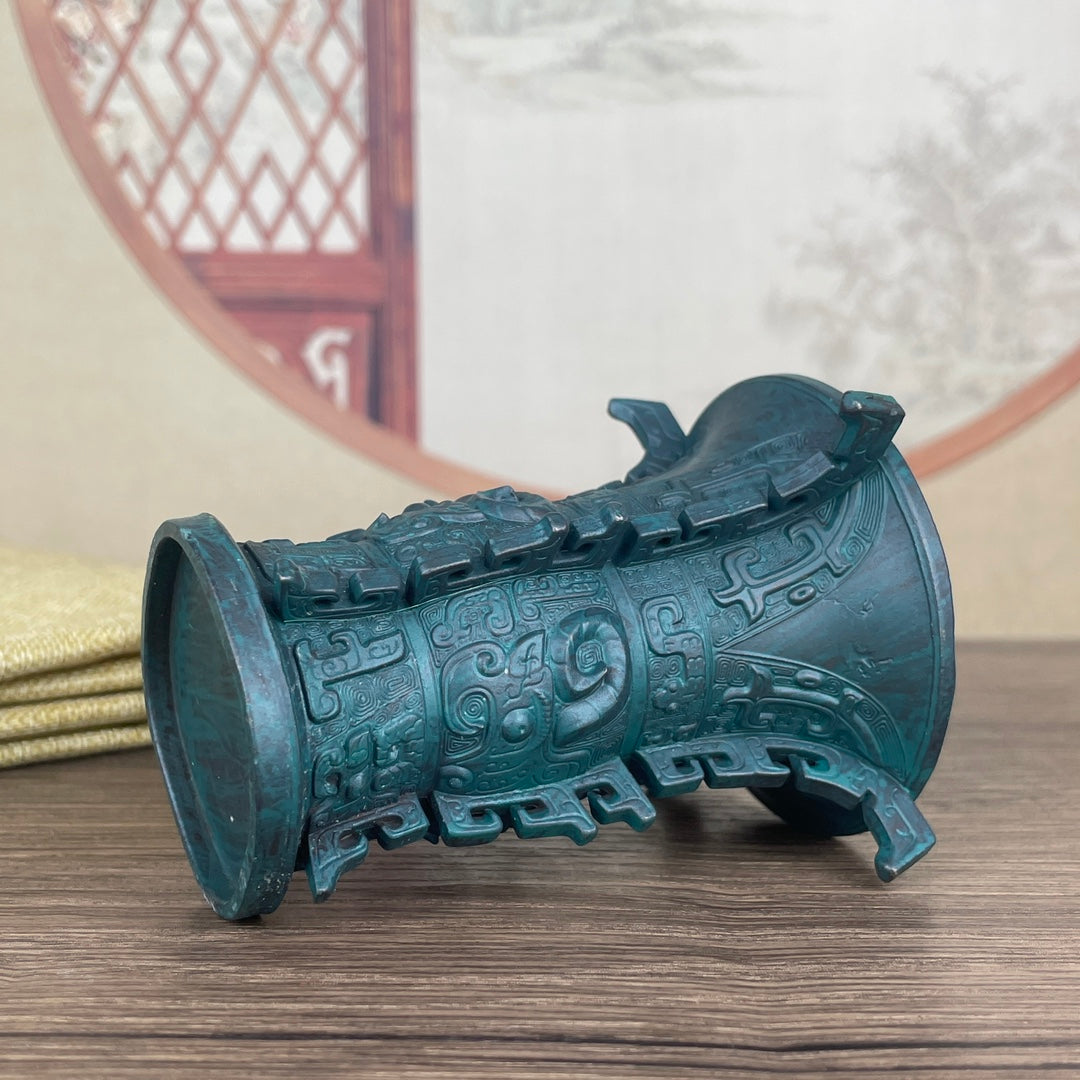 Exquisite Handcrafted Bronze He Zun - A Rare Historical Art Piece for Collectors and Decor Enthusiasts