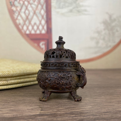 Exquisite Handcrafted Three-Legged Incense Burner - A Unique Gift for Collectors and Home Decor Lovers