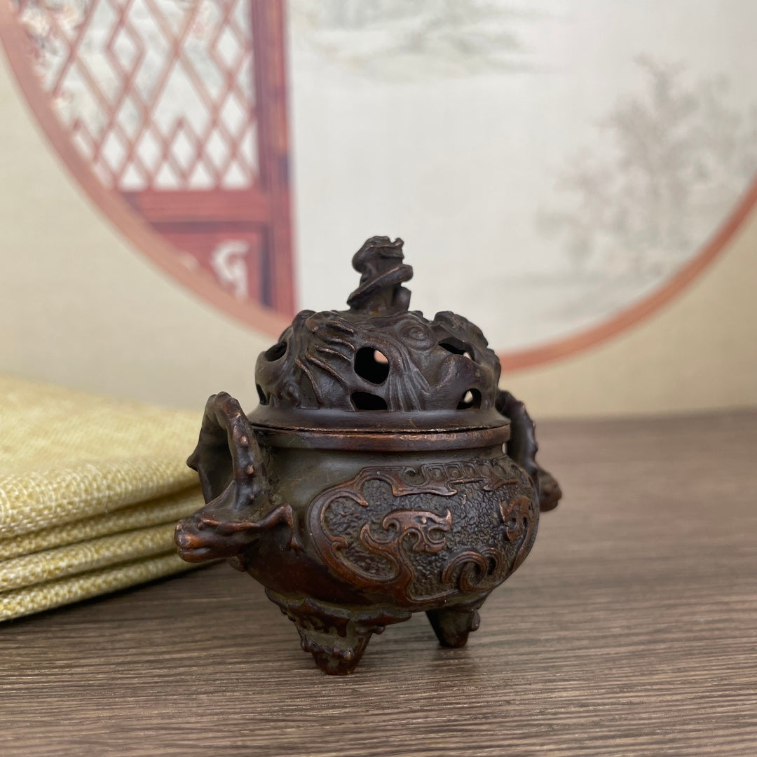 Exquisite Hand-Carved Three-Legged Incense Burner