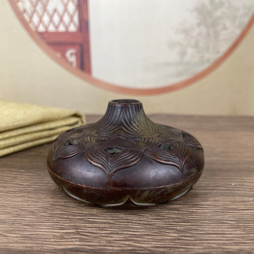 Exquisite Handmade Incense Burner - Unique Gift for Collectors and Decor Enthusiasts