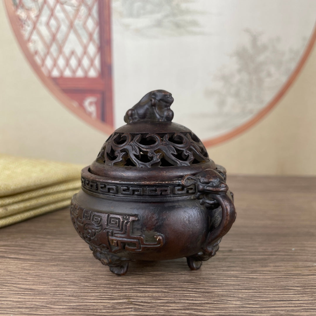 Rare Handmade Tripod Beast Incense Burner - Exquisite Craftsmanship, Unique Gift for Collectors and Decor Enthusiasts