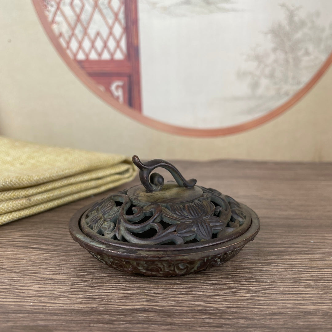 Handcrafted Lotus Incense Burner - Exquisite Craftsmanship, Unique Gift for Collectors & Home Decor