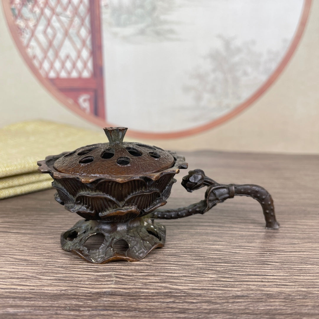 Handcrafted Lotus Incense Burner - Exquisite Craftsmanship, Unique Gift for Collectors and Decor Enthusiasts