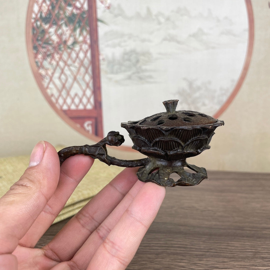 Handcrafted Lotus Incense Burner - Exquisite Craftsmanship, Unique Gift for Collectors and Decor Enthusiasts