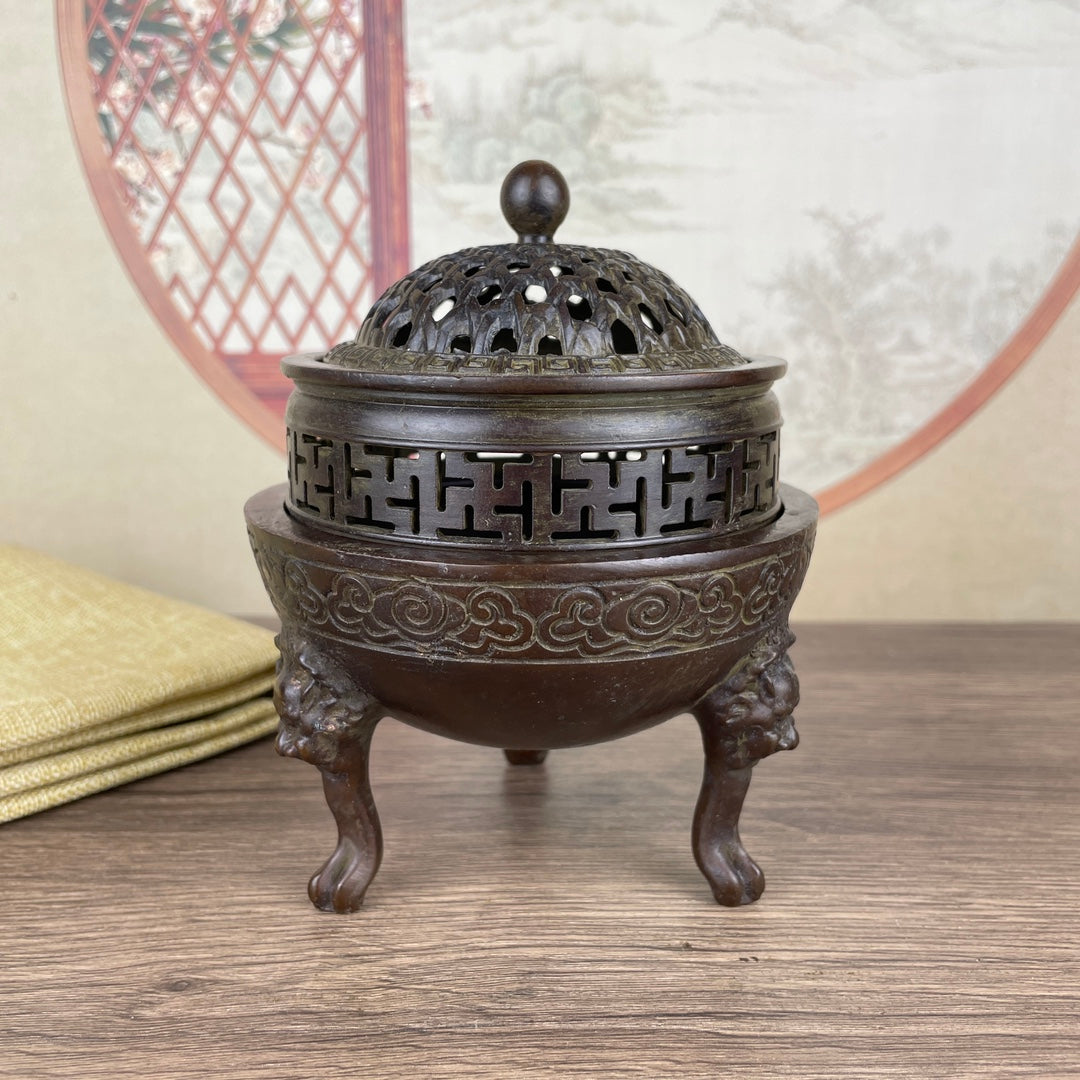 Exquisite Craftsmanship Xuande Incense Burner - Rare Handmade Art Piece, Unique Gift