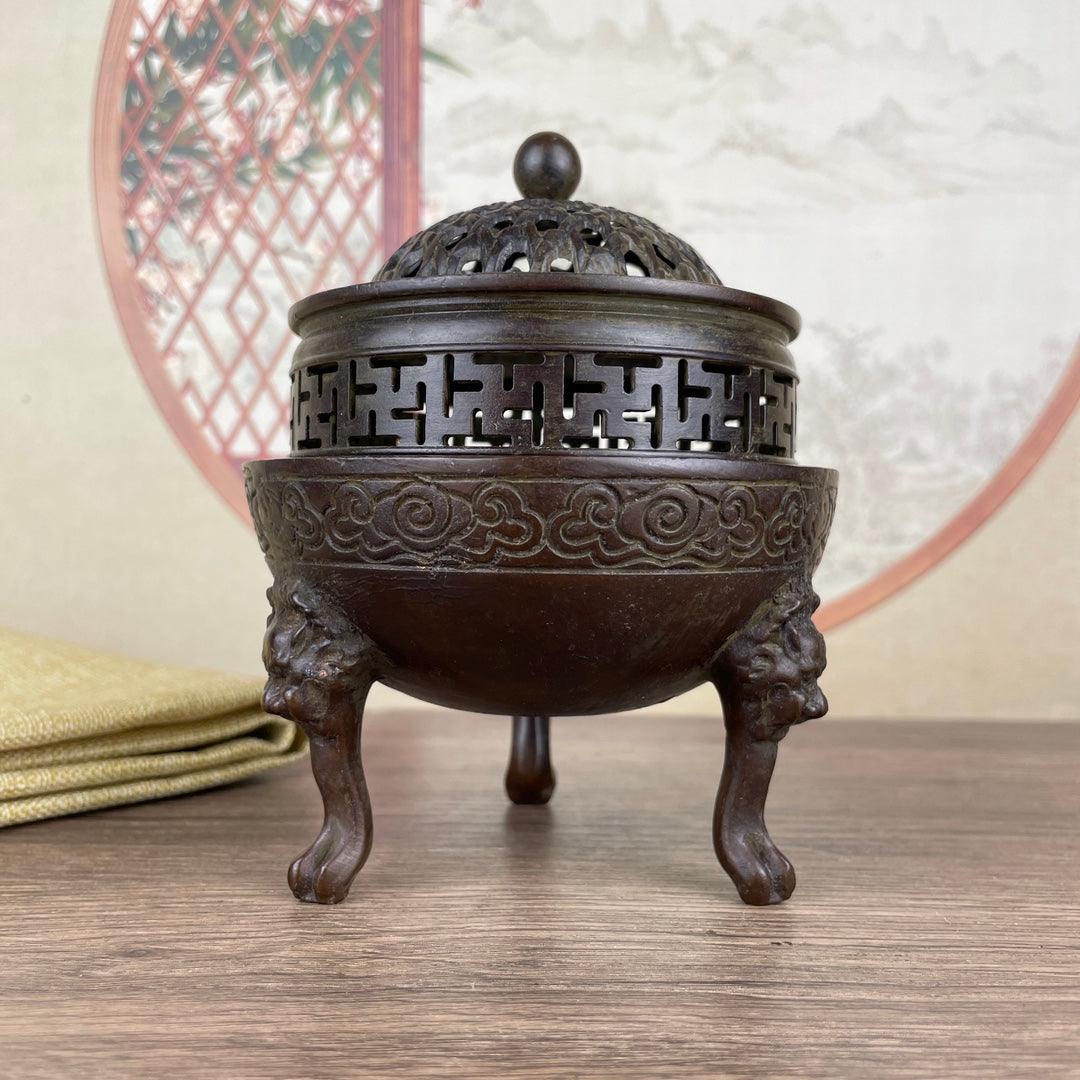 Exquisite Craftsmanship Xuande Incense Burner - Rare Handmade Art Piece, Unique Gift