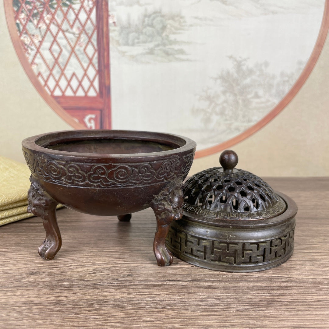 Exquisite Craftsmanship Xuande Incense Burner - Rare Handmade Art Piece, Unique Gift