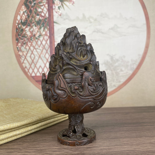 Exquisite Hand-Carved Boshan Incense Burner - Perfect Gift for Collectors and Decor Enthusiasts