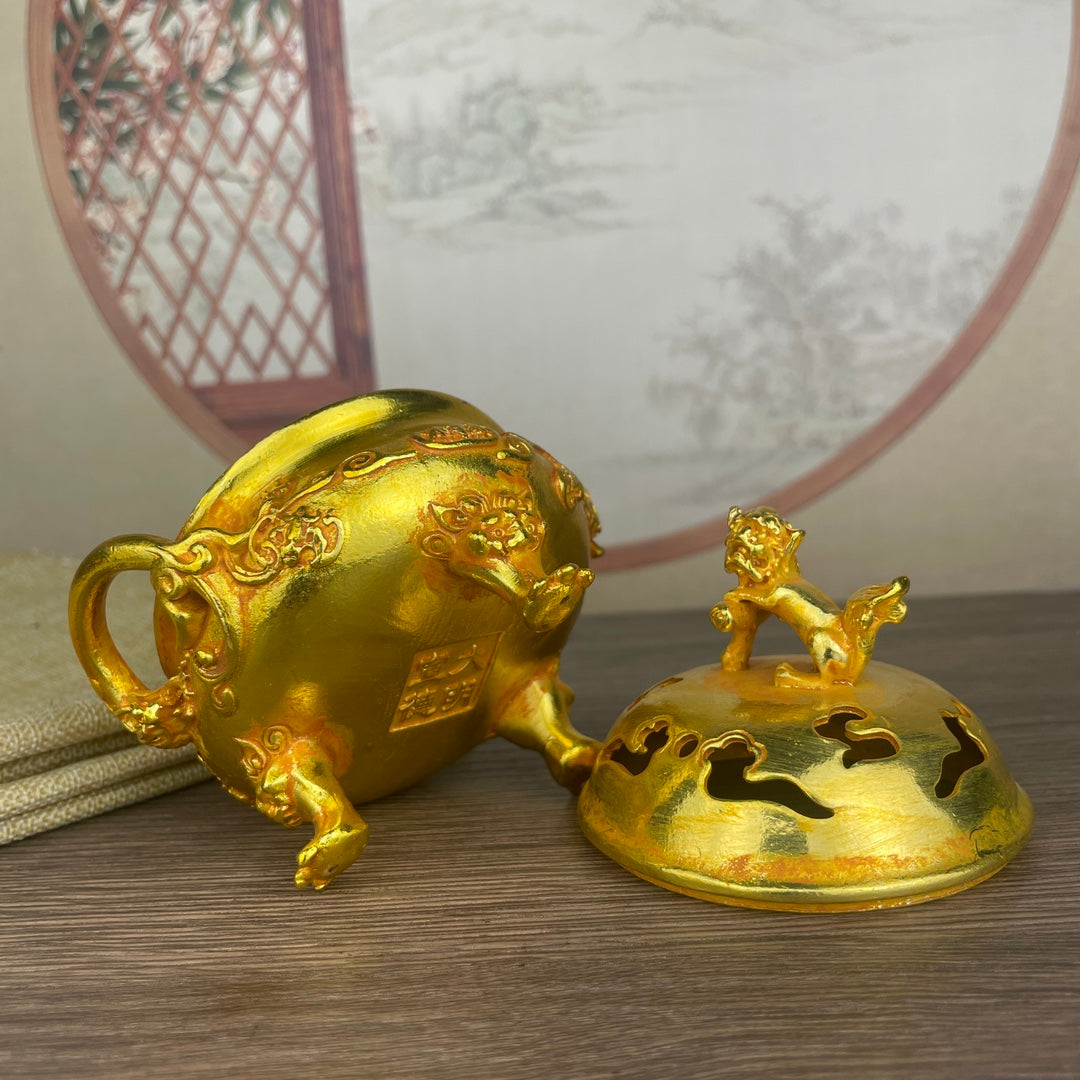 Lion Carved Incense Burner - Handcrafted Exquisite Art Piece, Perfect for Collection and Decoration