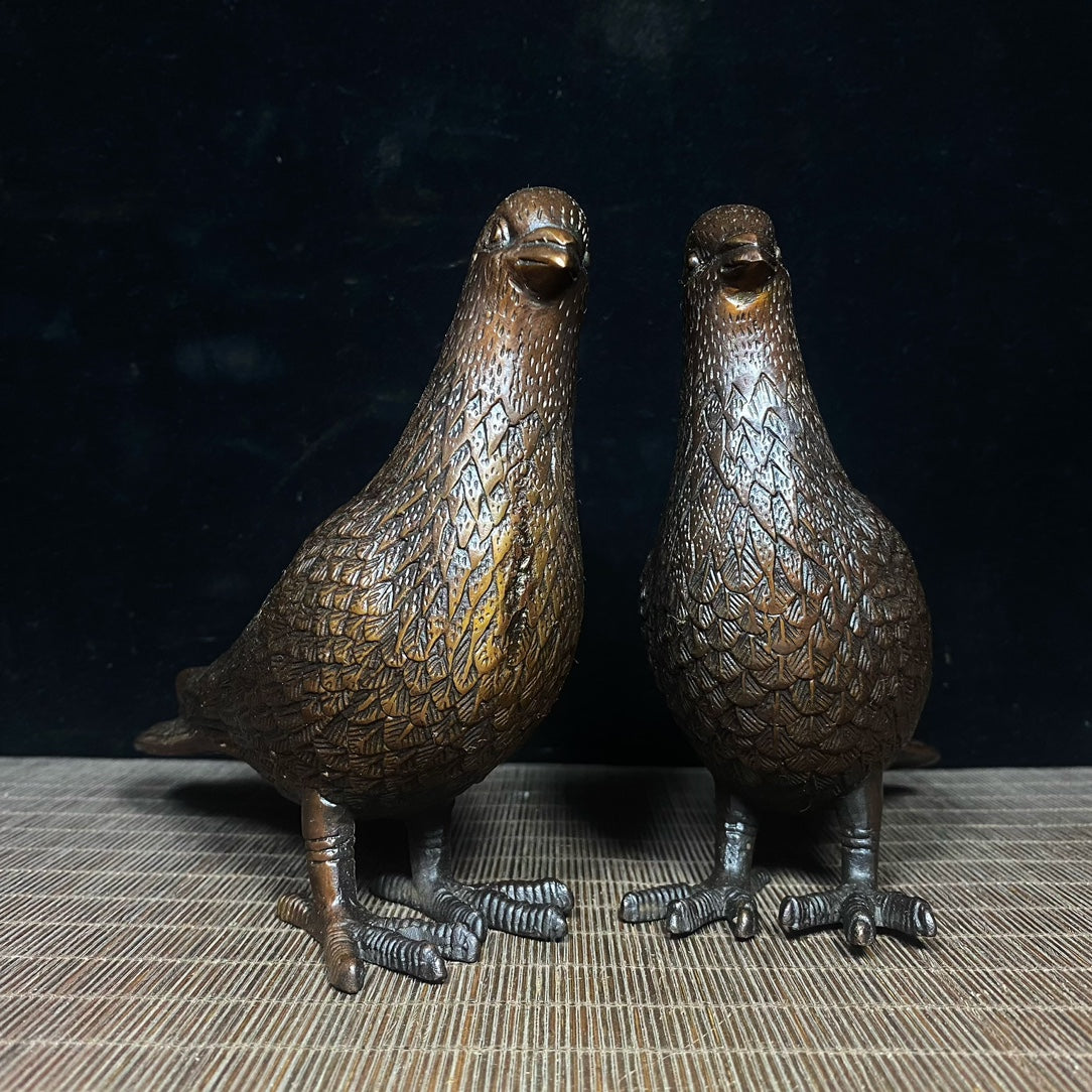 Exquisite Handcrafted Pair of Pure Copper Carrier Pigeon Statues - Unique Gift for Collectors and Decor Enthusiasts