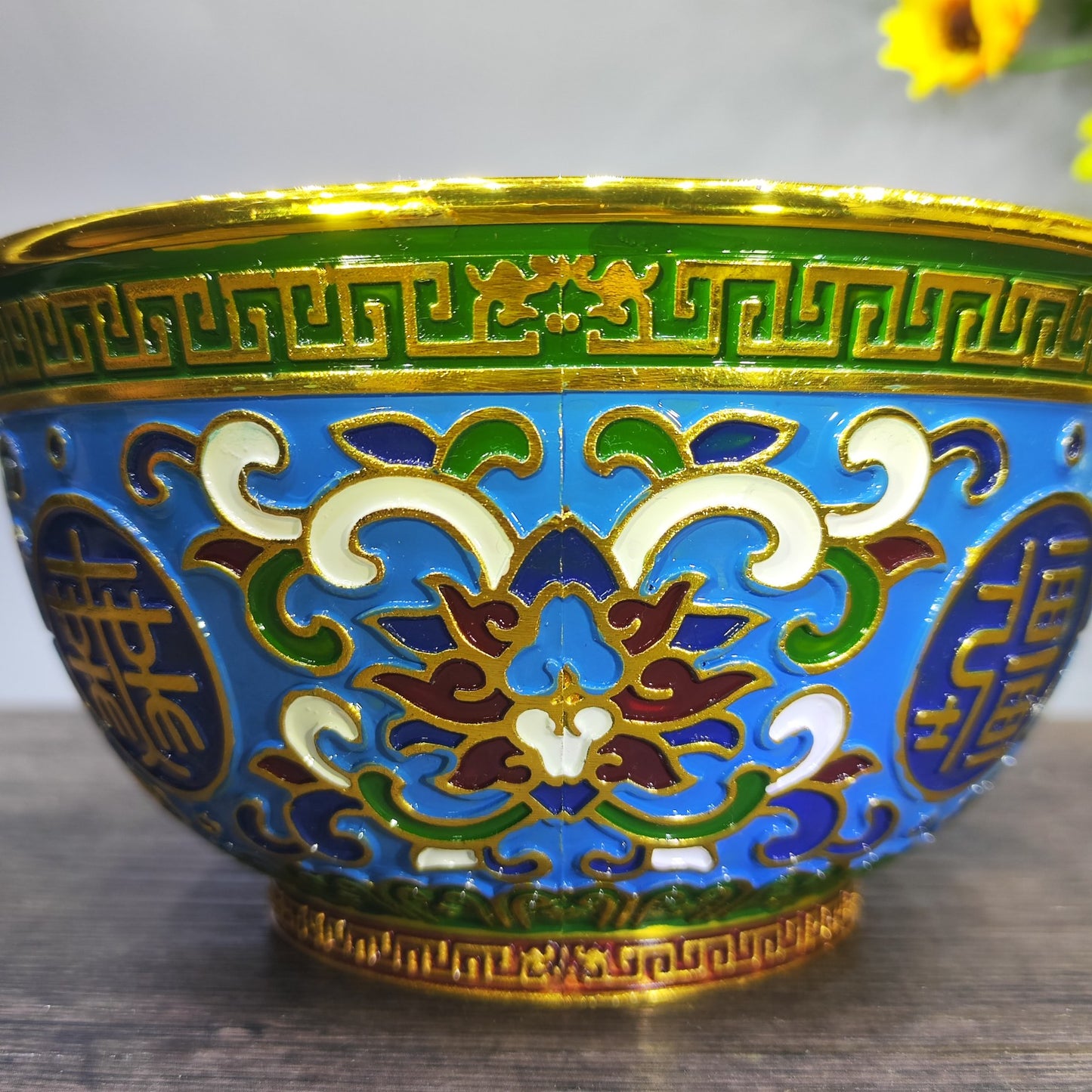 Exquisite Hand-Painted Bowl - Unique Gift and Rare Collectible