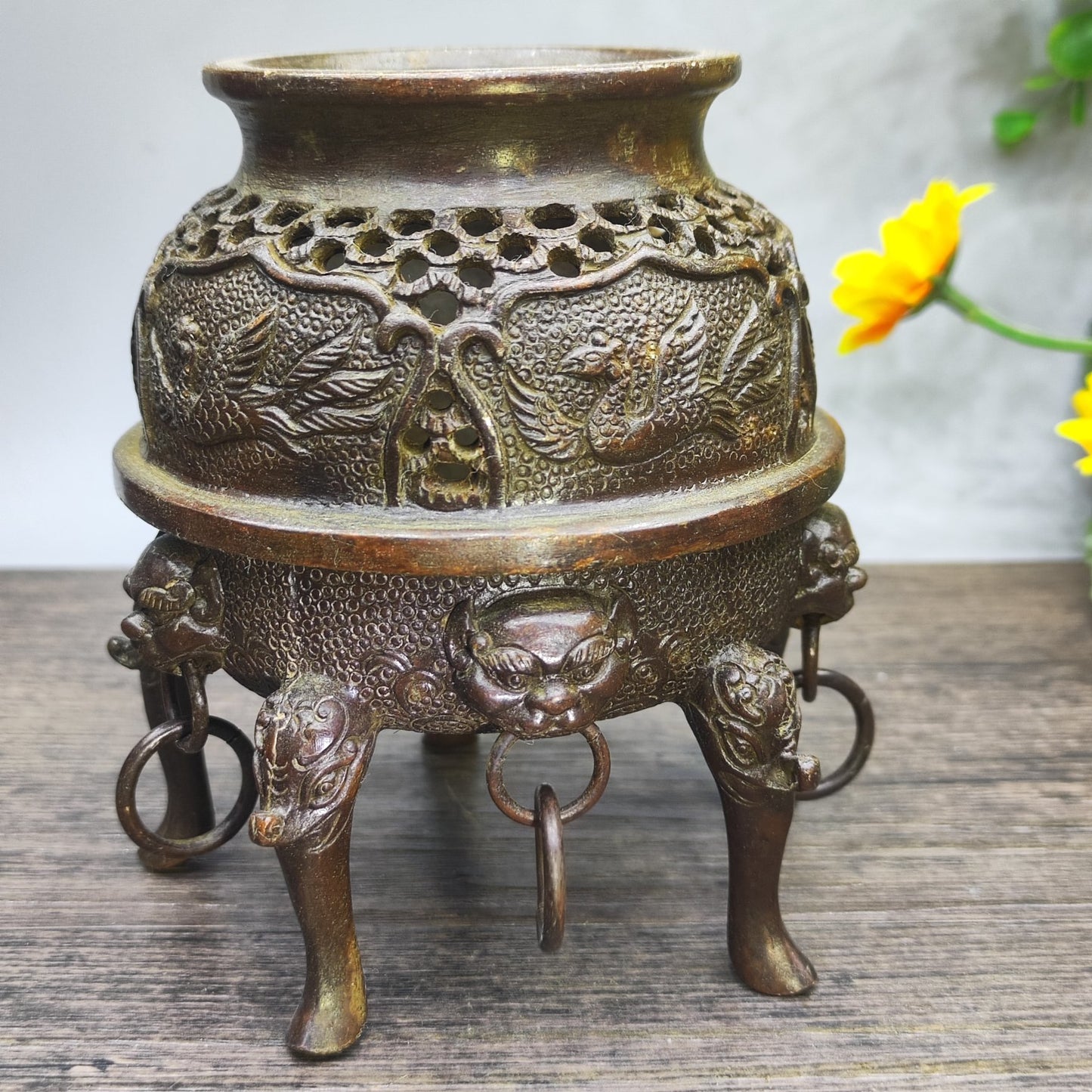 Imperial Carved Incense Burner - Exquisite Handcrafted Art Piece, Unique Decor and Collectible