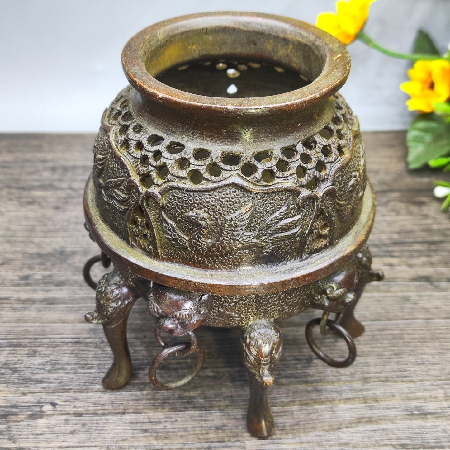 Imperial Carved Incense Burner - Exquisite Handcrafted Art Piece, Unique Decor and Collectible